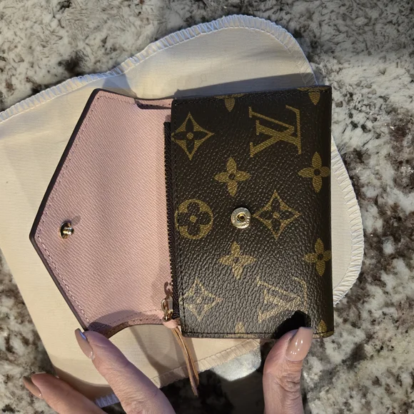 LV Monogram Wallet - Picture 3 of 6